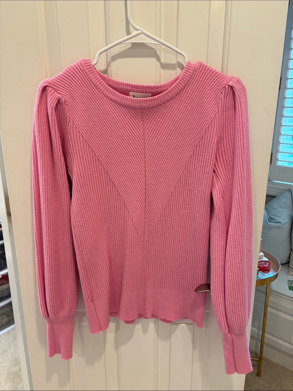 Women’s Pink Ribbed Long-Sleeve Crewneck Sweater